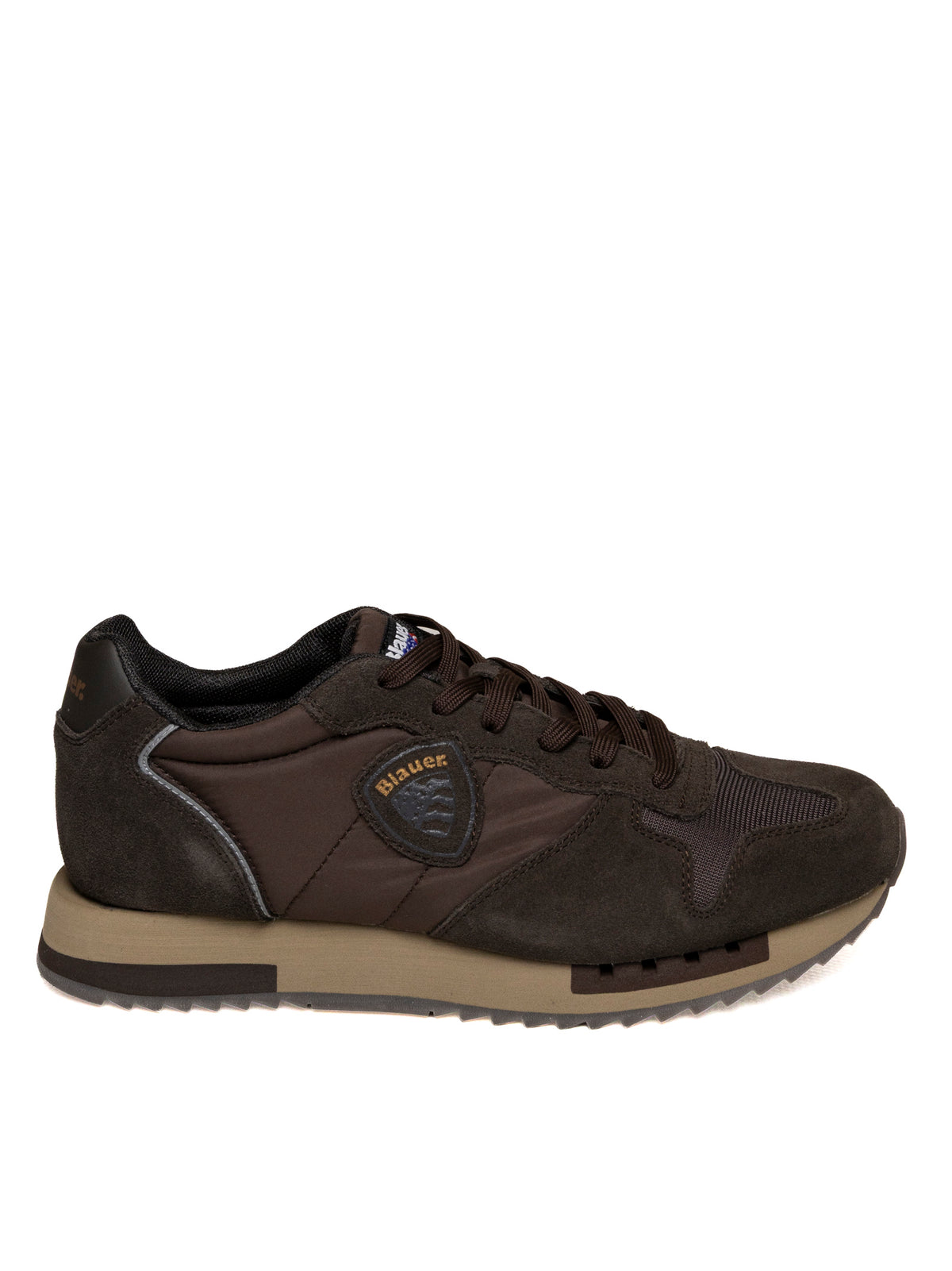 Sneaker in mesh e camoscio marrone Blauer vista laterale con scudo logo