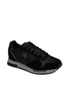 Sneaker bassa in camoscio e mesh nero Blauer vista tre quarti anteriore con allacciatura
