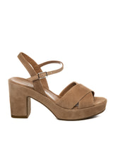 Sandale